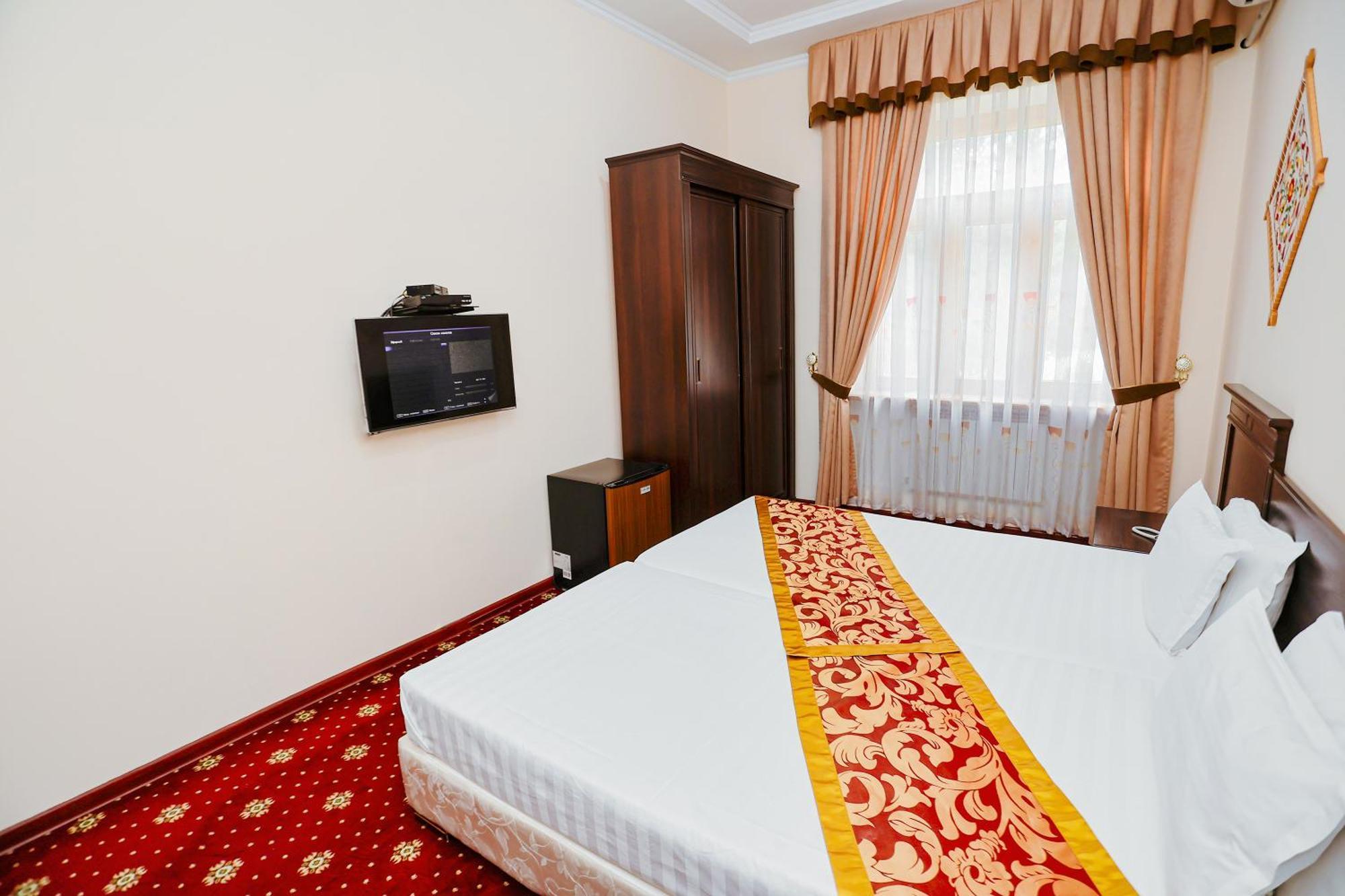 Yangi Sharq Hotel ซามาร์คันด์ ภายนอก รูปภาพ