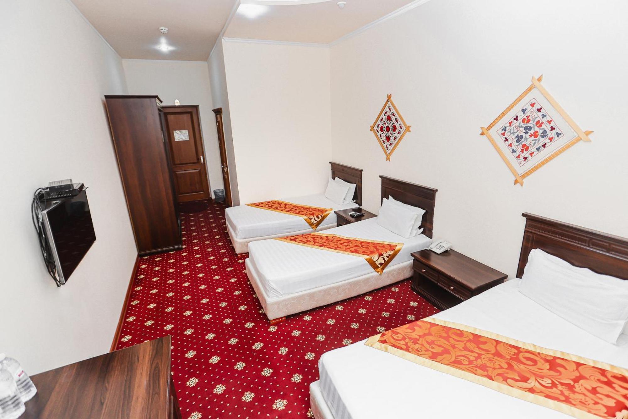 Yangi Sharq Hotel ซามาร์คันด์ ภายนอก รูปภาพ