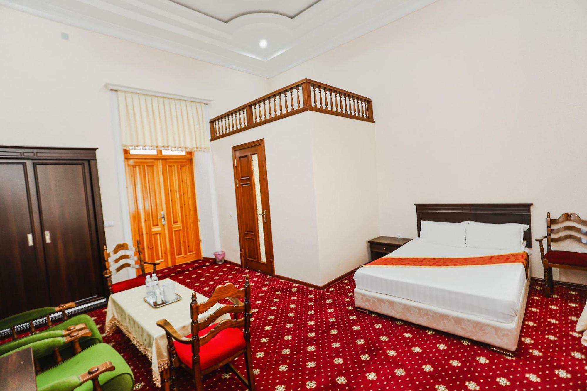 Yangi Sharq Hotel ซามาร์คันด์ ภายนอก รูปภาพ