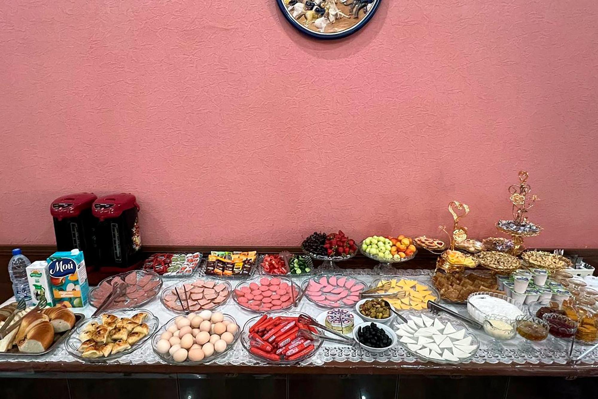 Yangi Sharq Hotel ซามาร์คันด์ ภายนอก รูปภาพ